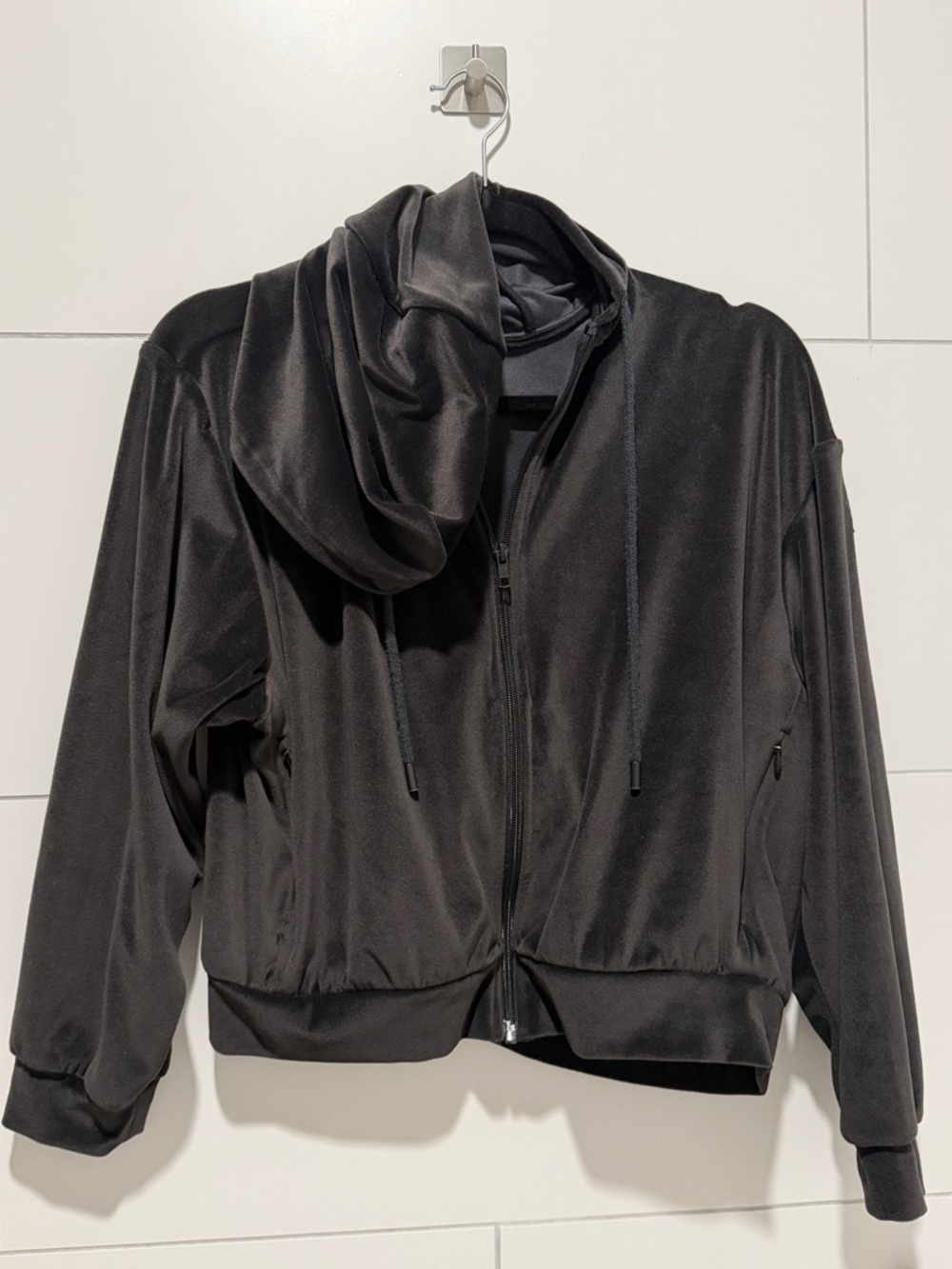 RARE Alo Yoga velour zip up hoodie.